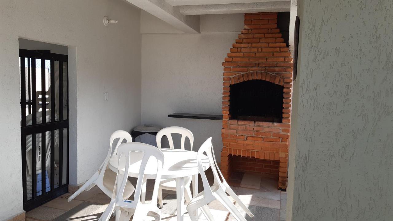 Condomínio com Piscina, Churrasqueira, 1 vaga de Garagem Guarujá Exterior foto